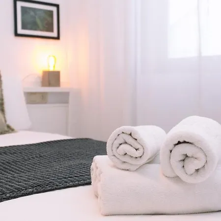 Apartamento Confort En Centro, 3 By *